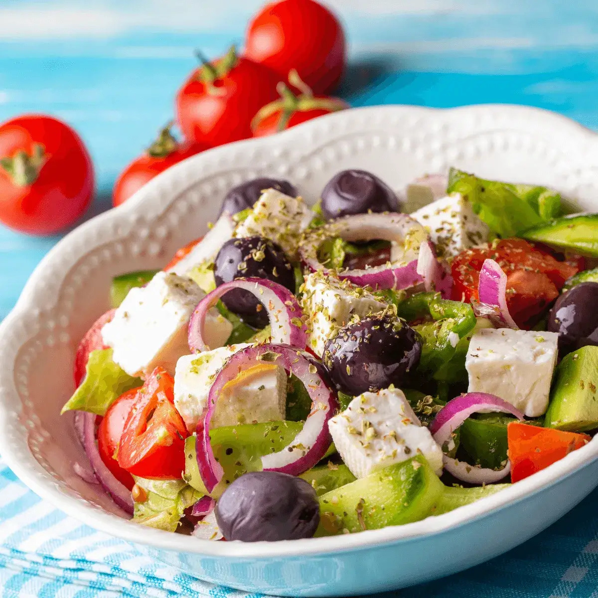 Salada grega com feta, Santorini, Grécia