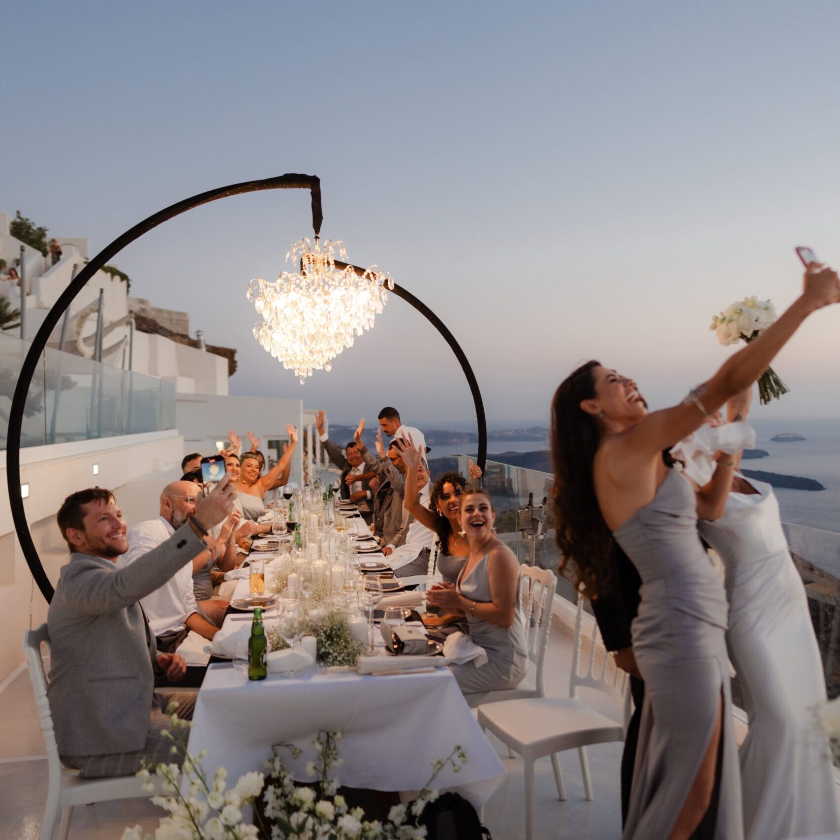 Jantar após a cerimônia em Santorini